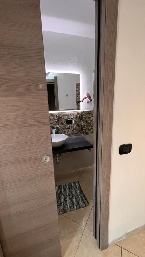 Come Per Incanto Rooms Боза Екстериор снимка